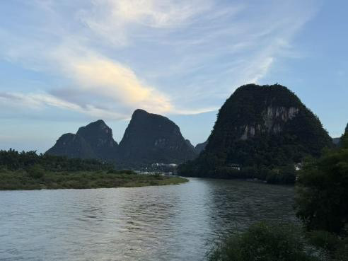 山光水色景色