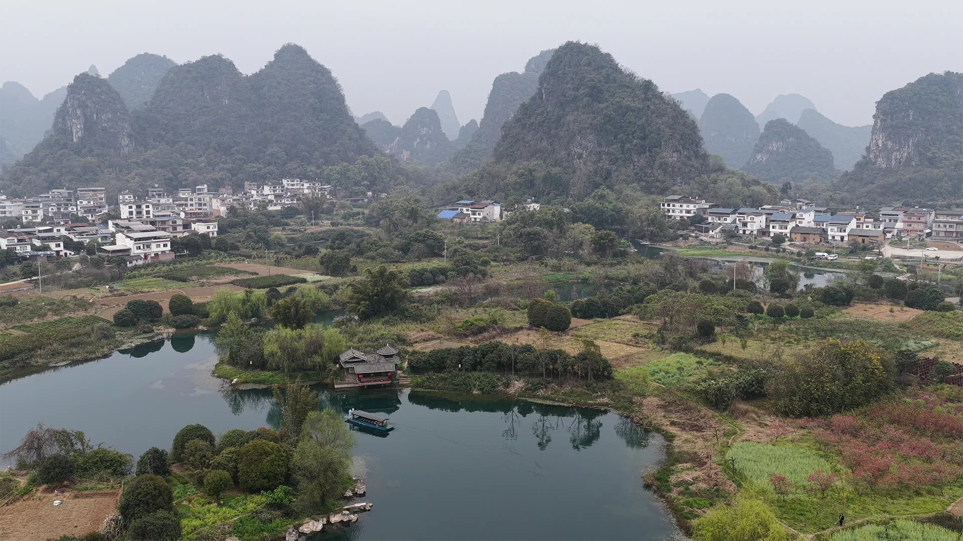 縮圖：碧水村落